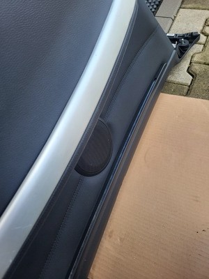 BMW E93 Cabrio Seiten Verkleidung HINTEN LINKS Leder Schwarz + Beleuchtung 