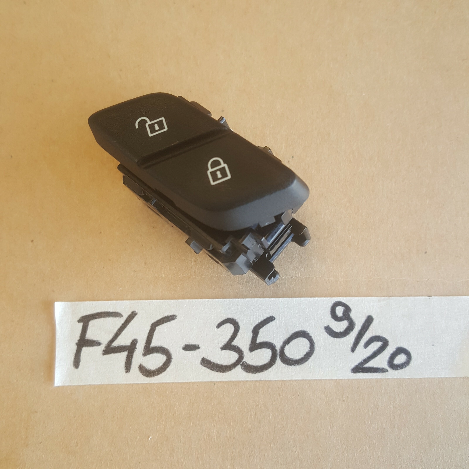 BMW 2er F45 F46 Schalter für Zentralverriegelung 6801350