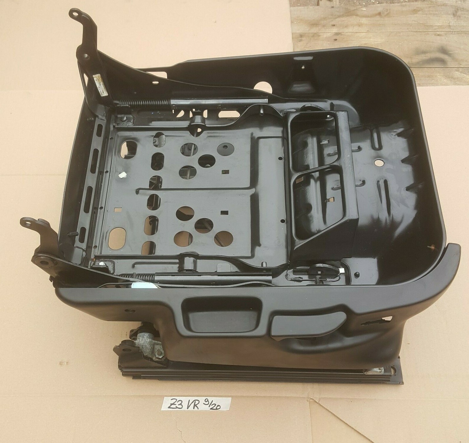 BMW Z3 Roadster Beifahrer Sitz Unterteil Gestell + Schiene Blende Hebel Spindel